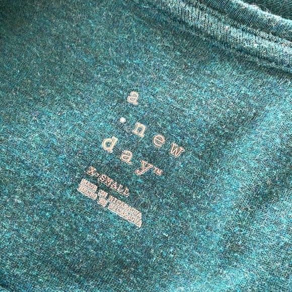 A new day target brand Aqua blue green solid long sleeve tee crew Neck sweater - Picture 10 of 17